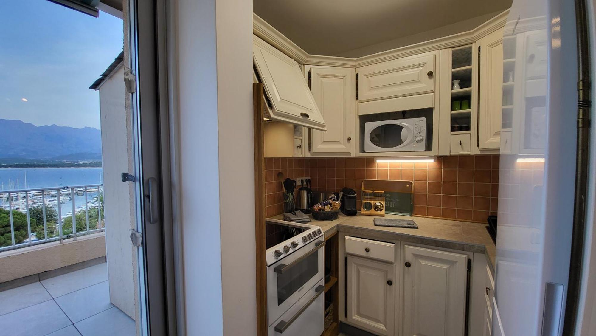 Appartement Sur La Baie, En Centre Ville Calvi  Exteriör bild