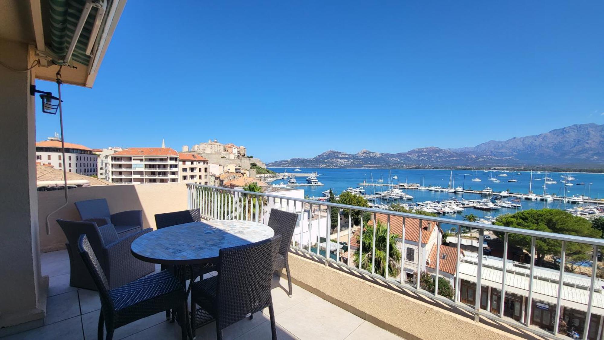 Appartement Sur La Baie, En Centre Ville Calvi  Exteriör bild